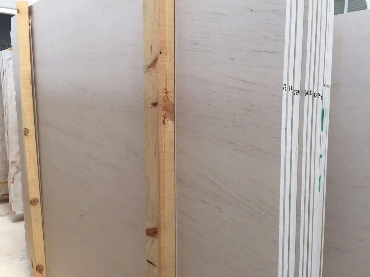 Moca Creme Fine Veincut Limestone 2cm Slabs & Tiles