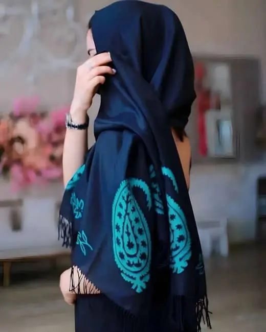 Scarf Buta Dark