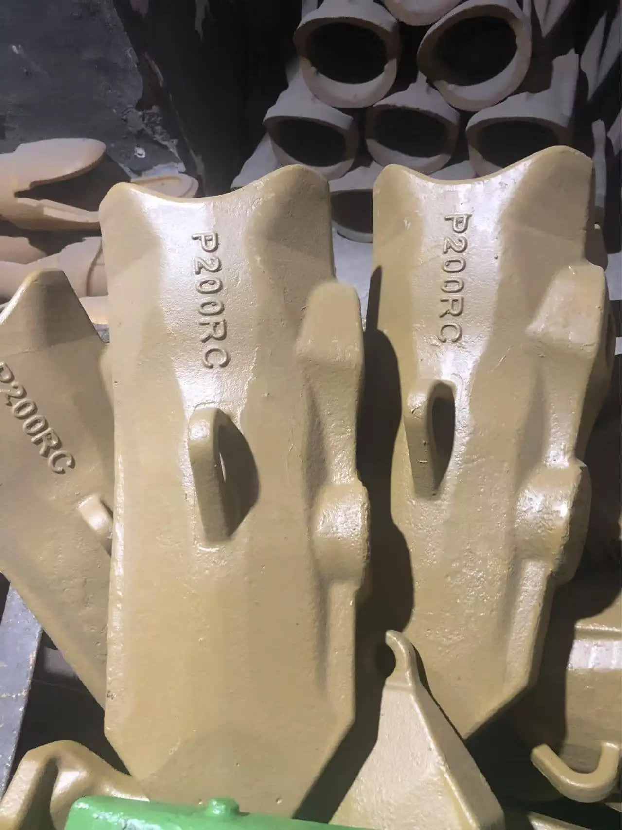 Komatsu bucket teeth P020RC,P025RC,P030RC,P040RC,P050RC,P070RC,P085RC,P0120RC,P0200RC